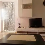Ana *