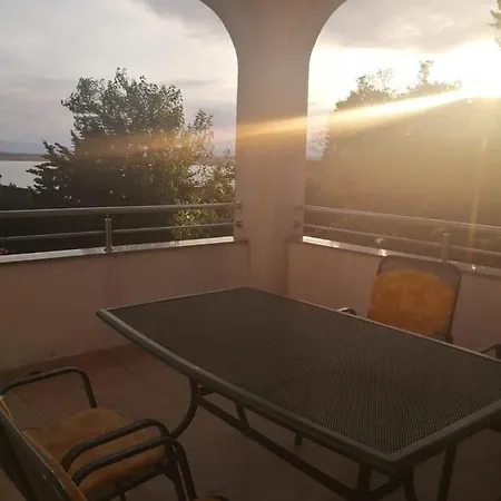 Ana Appartement *